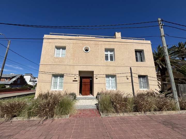 Casa en venta en 2 de Febrero (Calle 10), Maldonado