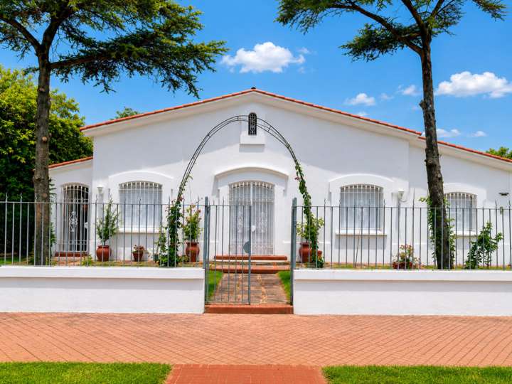Casa en venta en Carrasco, Montevideo