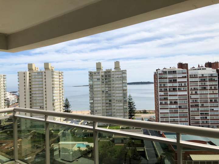 Apartamento en venta en Rambla Lorenzo Batlle Pacheco, Punta Del Este
