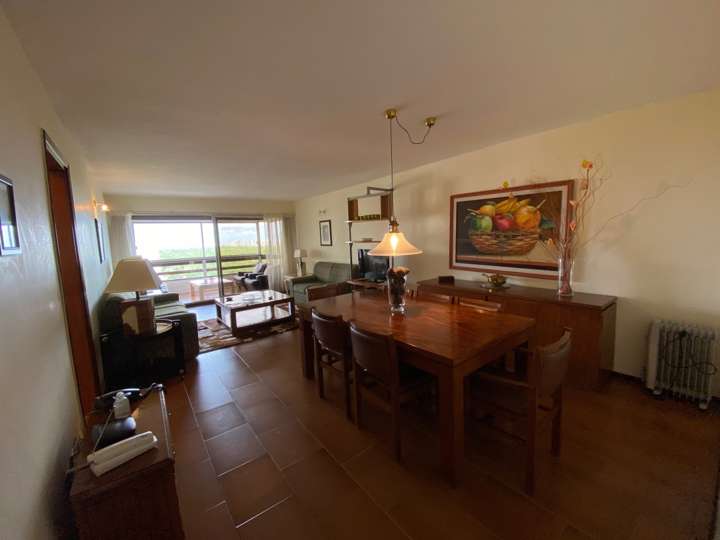 Apartamento en venta en Avenida Franklin Delano Roosevelt, Punta Del Este