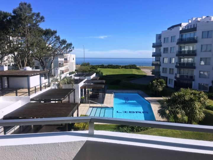 Apartamento en venta en Rambla Doctor Claudio Williman, Maldonado