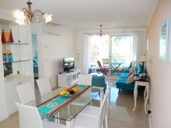 Apartamento en venta en Biarritz, Punta Del Este