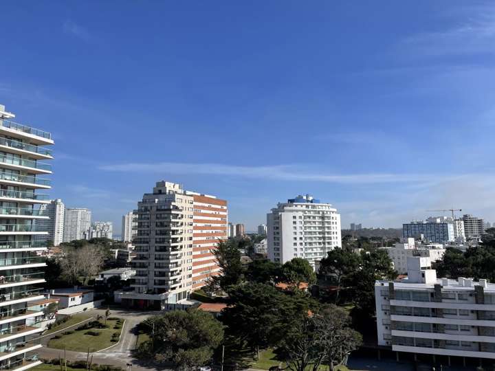 Apartamento en venta en Raíz Salvaje, Punta Del Este