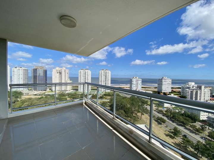 Apartamento en venta en Avenida Franklin Delano Roosevelt, Punta Del Este