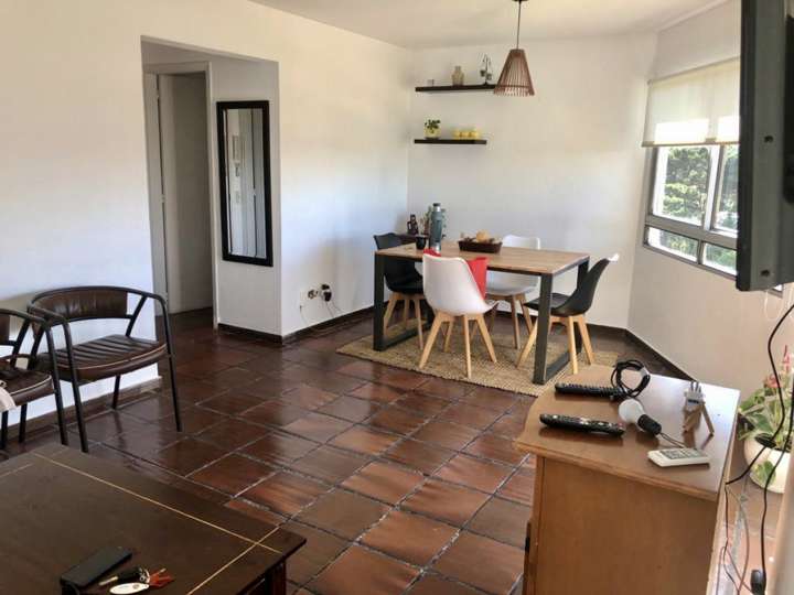 Apartamento en venta en Avenida París, Punta Del Este