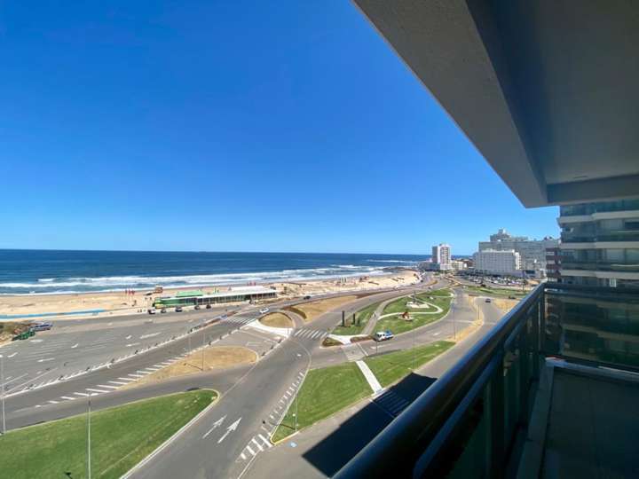 Apartamento en venta en Rambla Lorenzo Batlle Pacheco, Maldonado