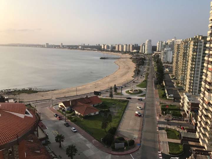 Apartamento en venta en El Remanso (Calle 20), Punta Del Este