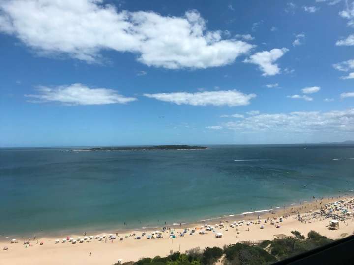 Apartamento en venta en Rambla Doctor Claudio Williman, Punta Del Este