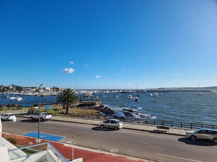 Apartamento en venta en Los Arrecifes (Calle 25), Punta Del Este