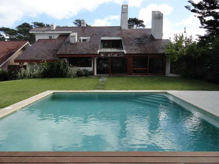 Casa en venta en Bulevar General José Gervasio Artigas, Punta Del Este
