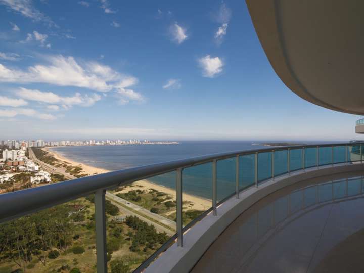 Apartamento en venta en Avenida José Terradel, Maldonado