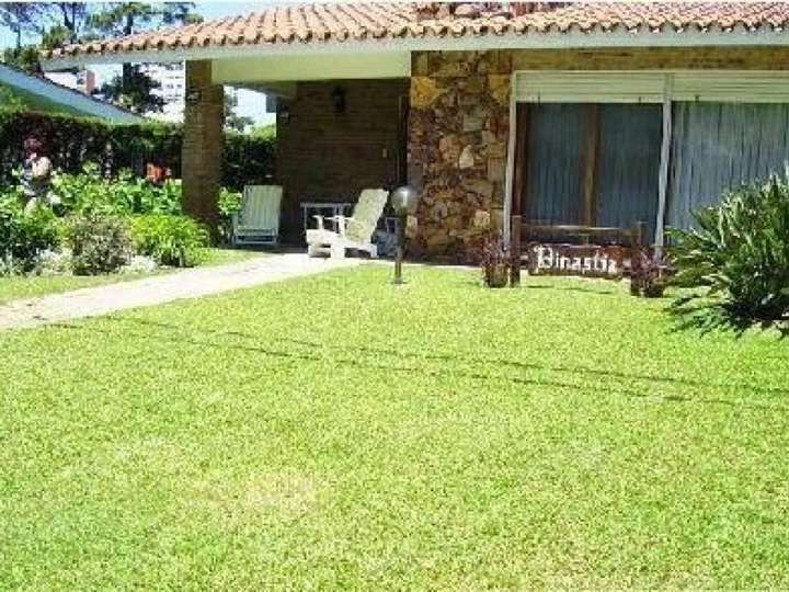 Casa en venta en Avenida Francia, Punta Del Este