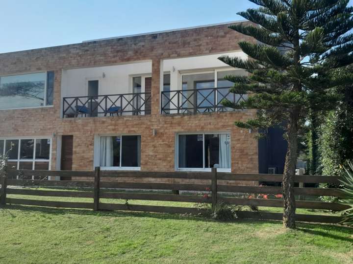 Casa en venta en Eduardo Mateo, Punta Ballena
