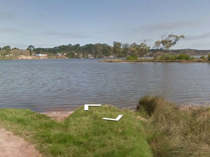 Terreno en venta en Raúl Montañez, El Tesoro