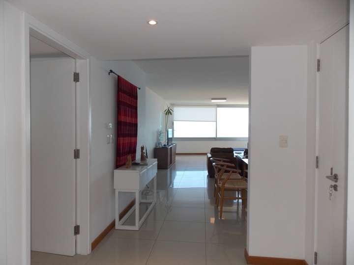 Apartamento en venta en Rambla Lorenzo Batlle Pacheco, Punta Del Este