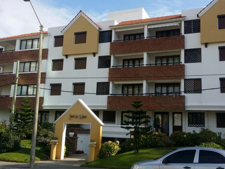 Apartamento en venta en Avenida Francisco Acuña de Figueroa, Maldonado