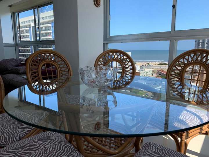 Apartamento en venta en Avenida Chiverta, Punta Del Este