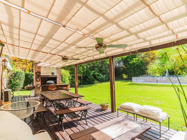 Casa en venta en Mario Vargas Llosa, Canelones