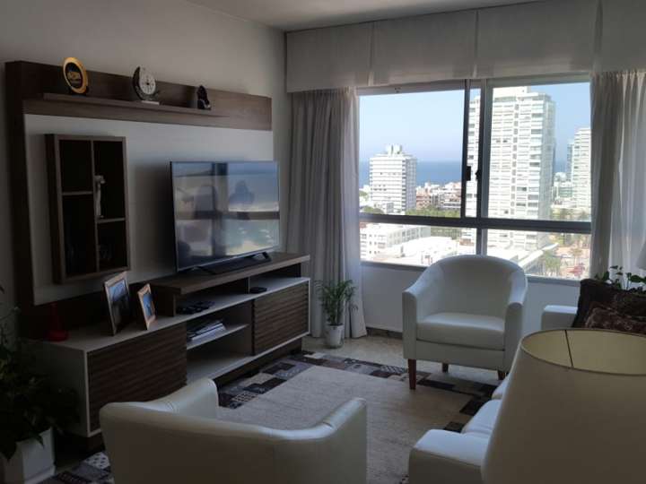 Apartamento en venta en Las Gaviotas (Calle 29), Punta Del Este