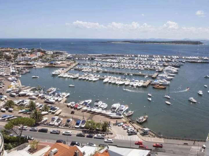 Apartamento en venta en La Galerna (Calle 21), Punta Del Este