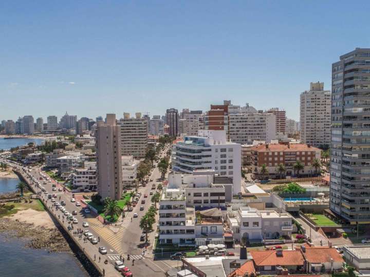 Apartamento en venta en Gorlero, Punta Del Este