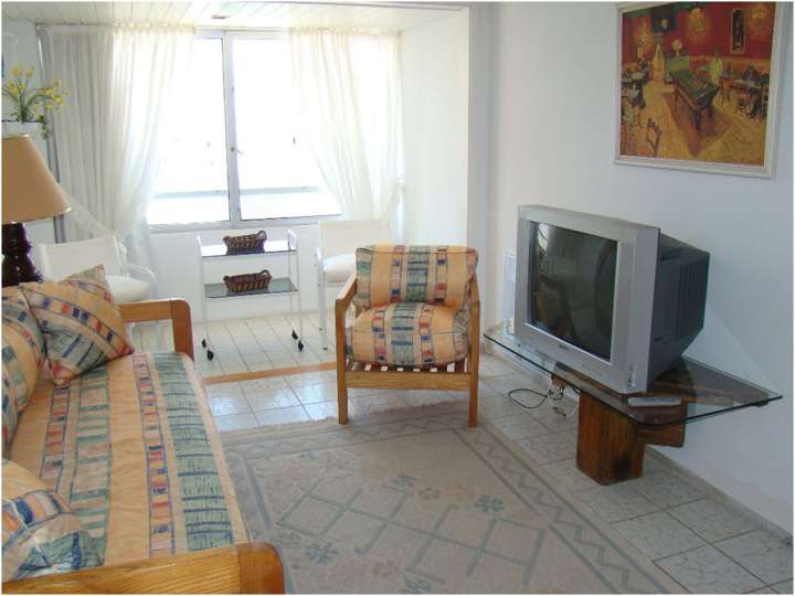 Apartamento en venta en El Mesana (Calle 24), Punta Del Este