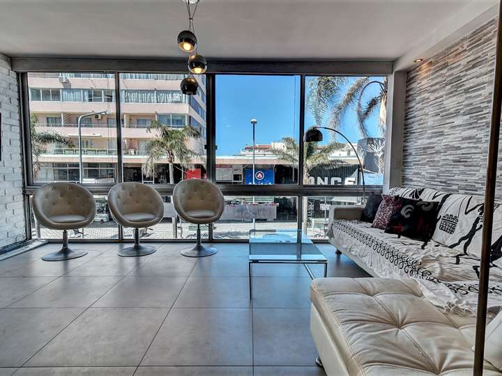Apartamento en venta en Gorlero, Punta Del Este