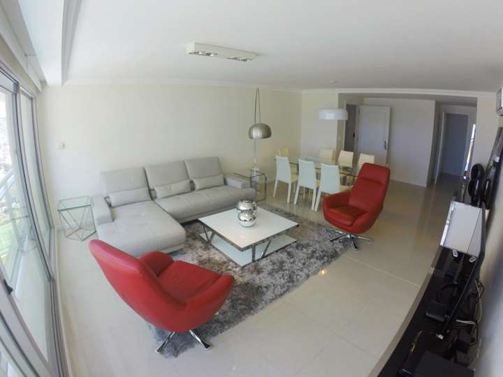 Apartamento en venta en Punta Del Este