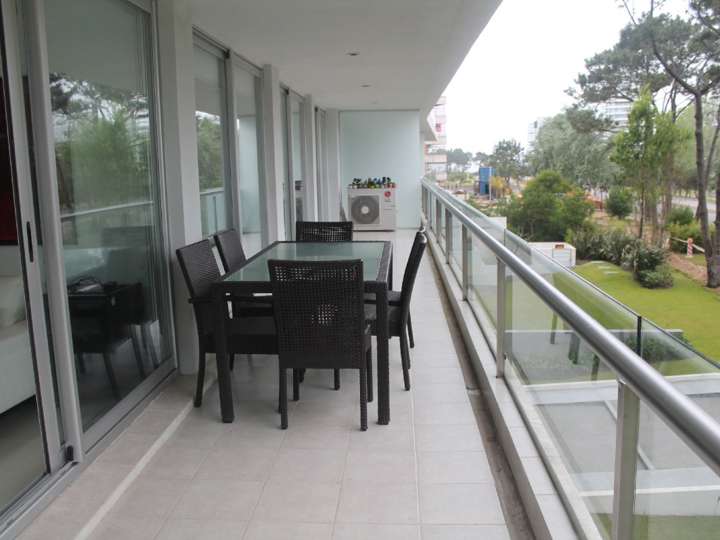 Apartamento en venta en Punta Del Este