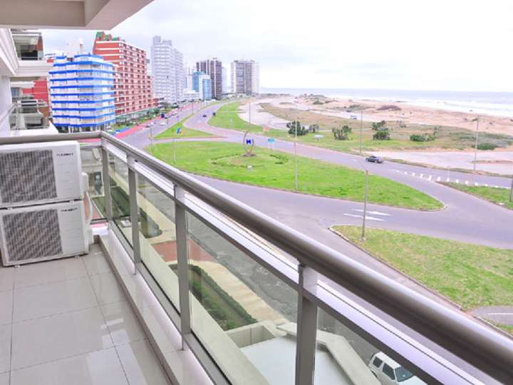 Apartamento en venta en Punta Del Este