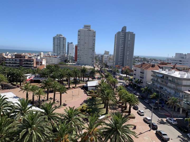 Apartamento en venta en Punta Del Este