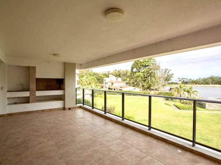 Apartamento en venta en Durazno, Maldonado