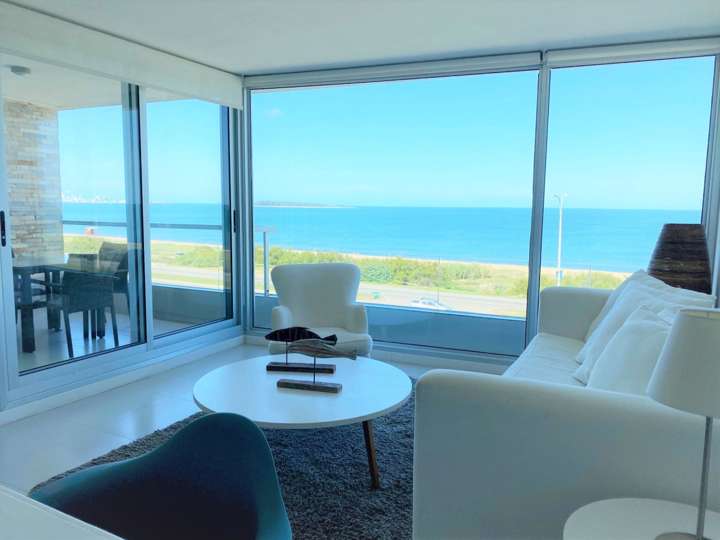 Apartamento en venta en Pinares, Maldonado