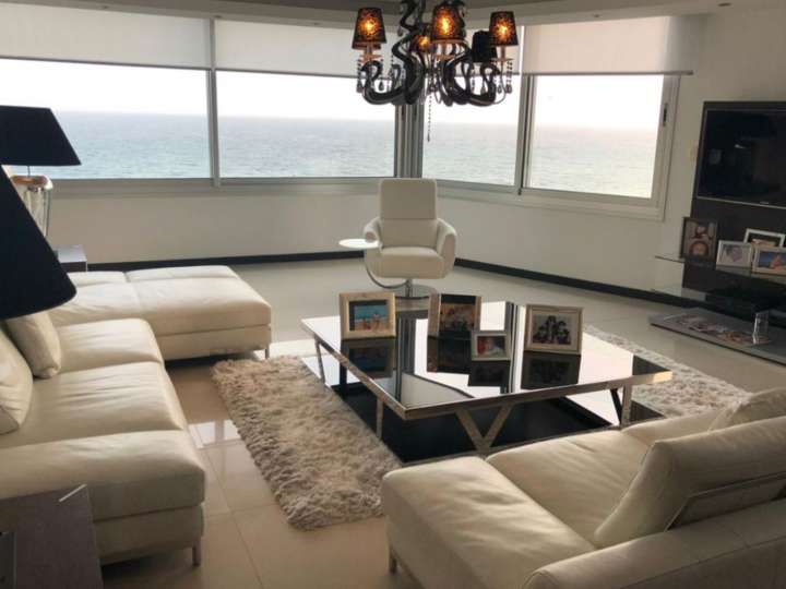 Apartamento en venta en Punta Del Este