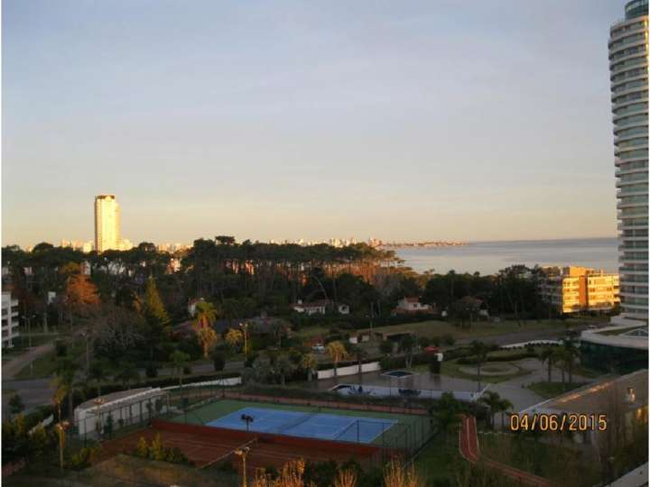 Apartamento en venta en Punta Del Este