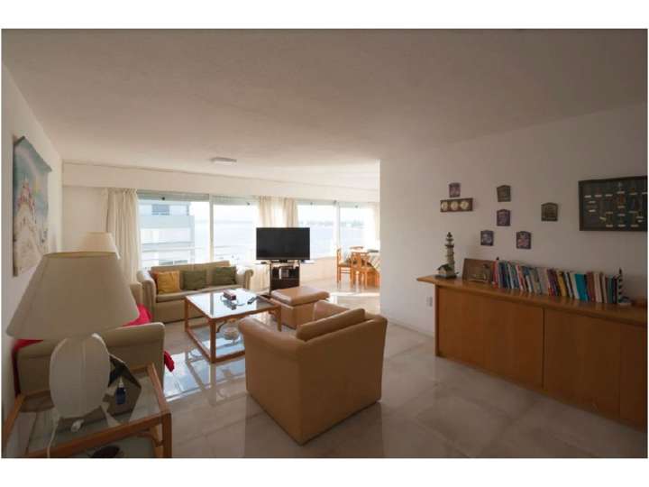 Apartamento en venta en Punta Del Este