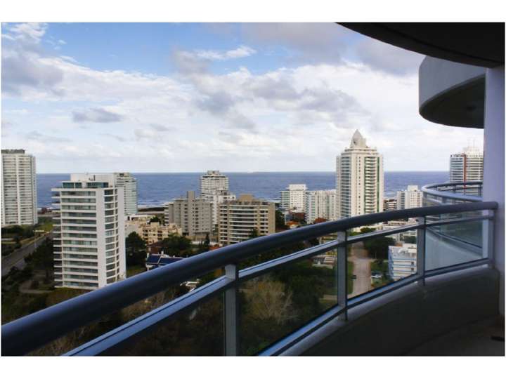 Apartamento en venta en Punta Del Este