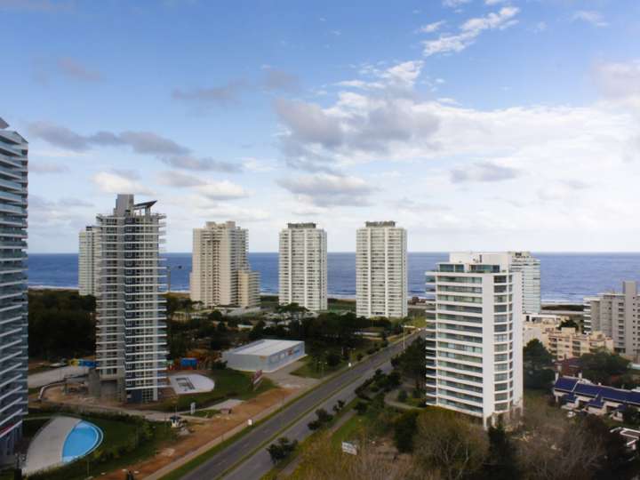 Apartamento en venta en Punta Del Este