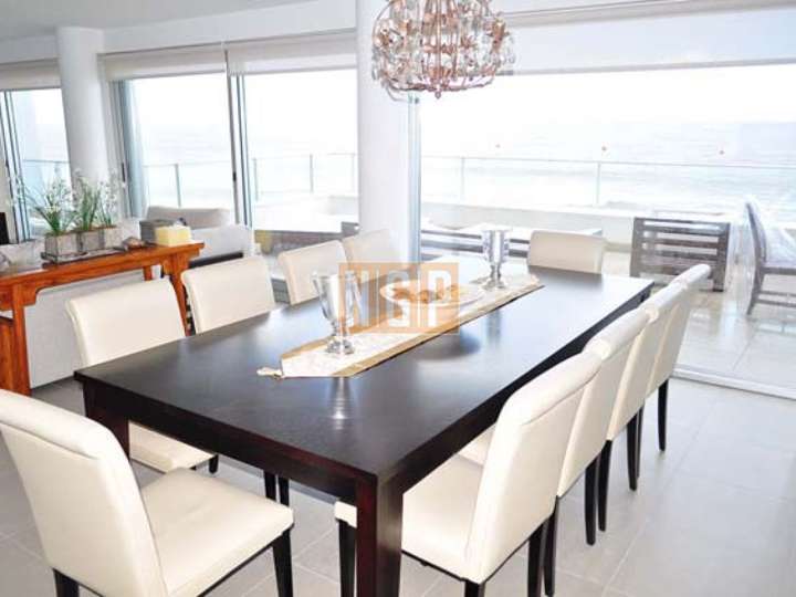 Apartamento en venta en Punta Del Este