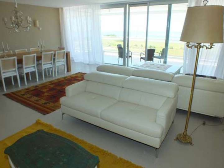 Apartamento en venta en Punta Del Este