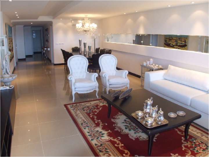 Apartamento en venta en Punta Del Este