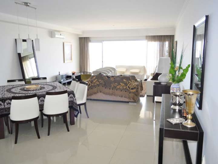 Apartamento en venta en Punta Del Este