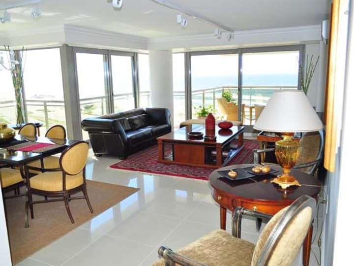 Apartamento en venta en Punta Del Este