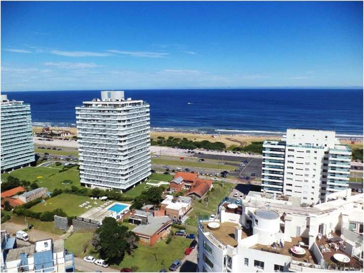 Apartamento en venta en Punta Del Este