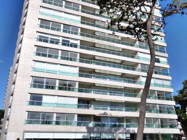 Apartamento en venta en Punta Del Este