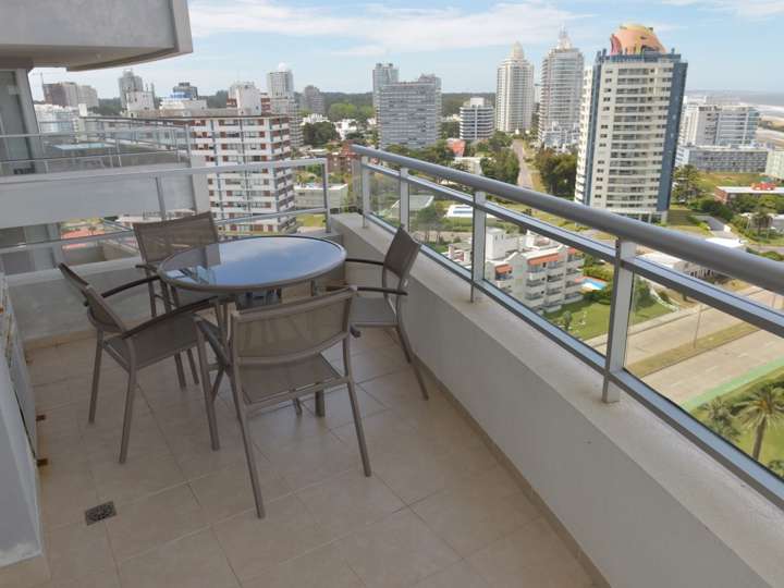 Apartamento en venta en Punta Del Este