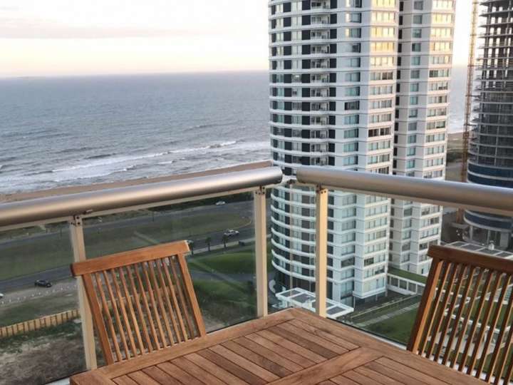 Apartamento en venta en Punta Del Este