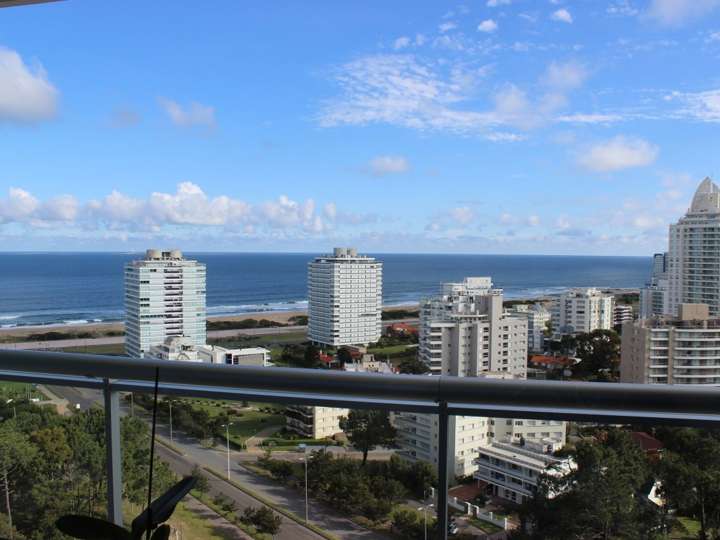 Apartamento en venta en Punta Del Este