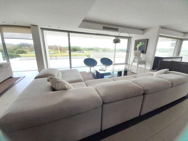 Apartamento en venta en Punta Del Este