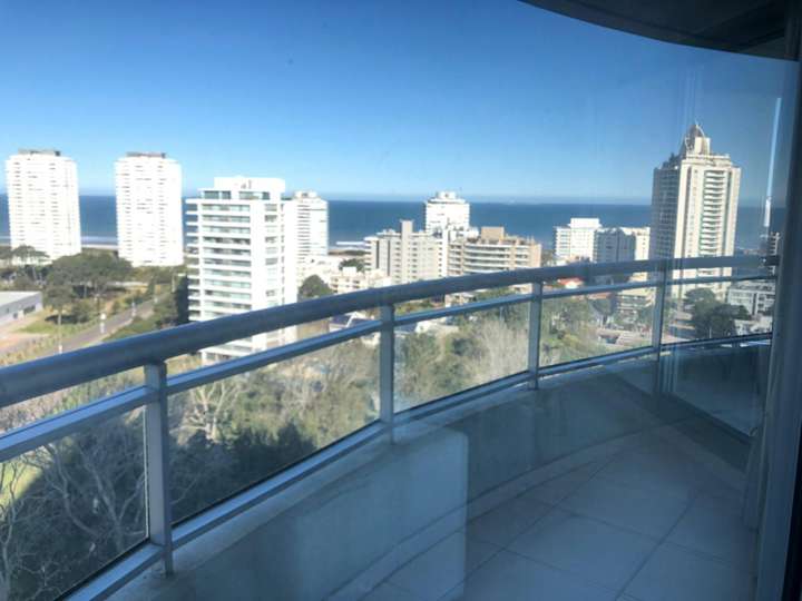 Apartamento en venta en Punta Del Este